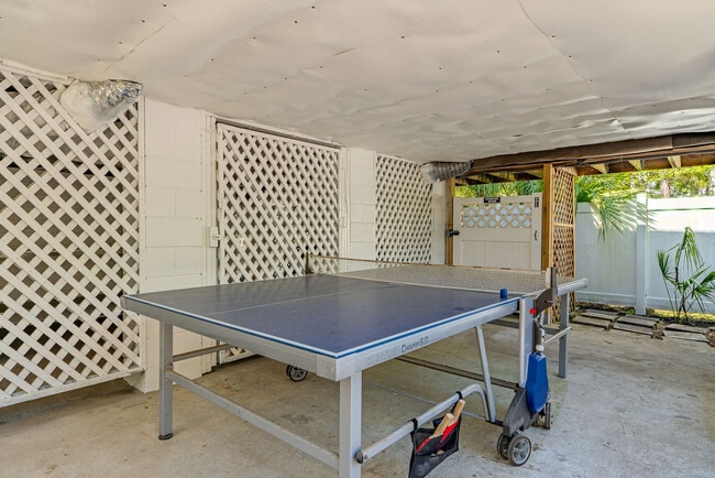 Building Photo - 7 Periwinkle Ln