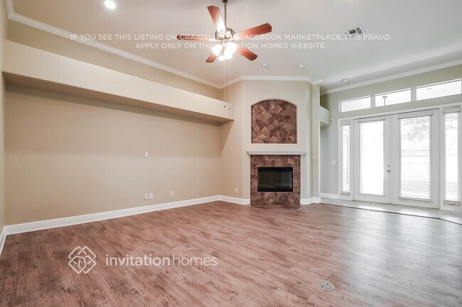 Building Photo - 1390 Stellar Dr