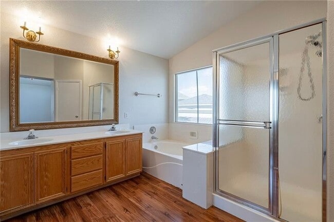 Building Photo - 3588 White Mountain St