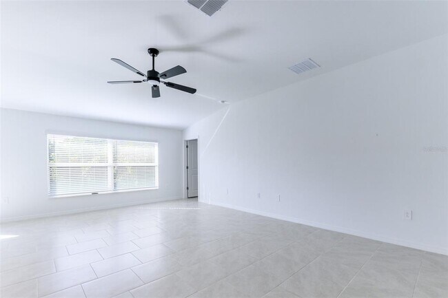 Building Photo - 23251 Quasar Blvd