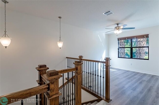 Building Photo - 8127 Rainforest Jasper Ln
