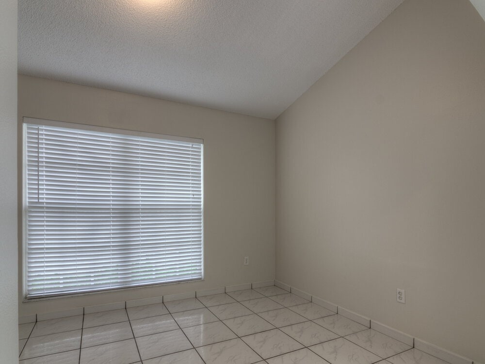 Building Photo - 8344 Fort Thomas Way