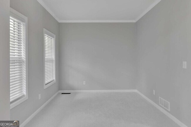Building Photo - 3633 Elinburg Cove Trail NE