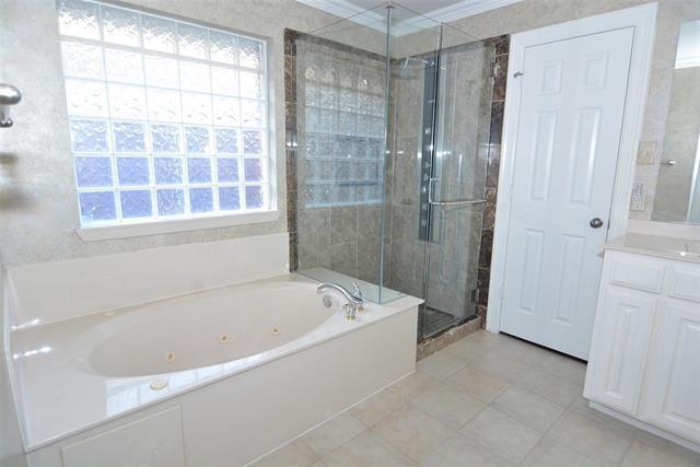Building Photo - 1003 Sunningdale