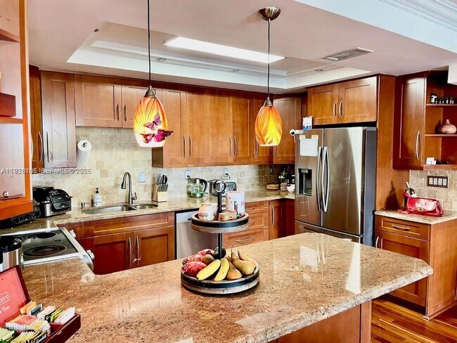 Building Photo - 19390 Collins Ave