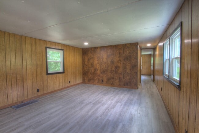 Building Photo - 205 MC 486 Lot 17