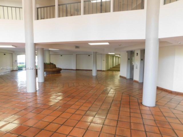 Building Photo - 5900 SW 127th Ave