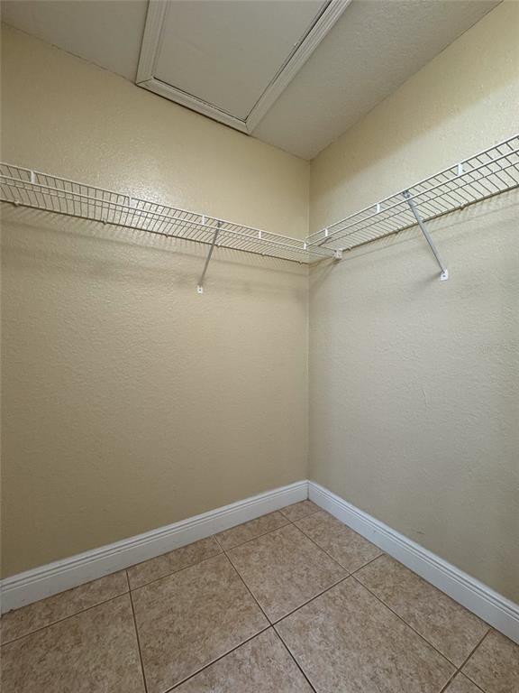Building Photo - 2216 Grand Cayman Ct