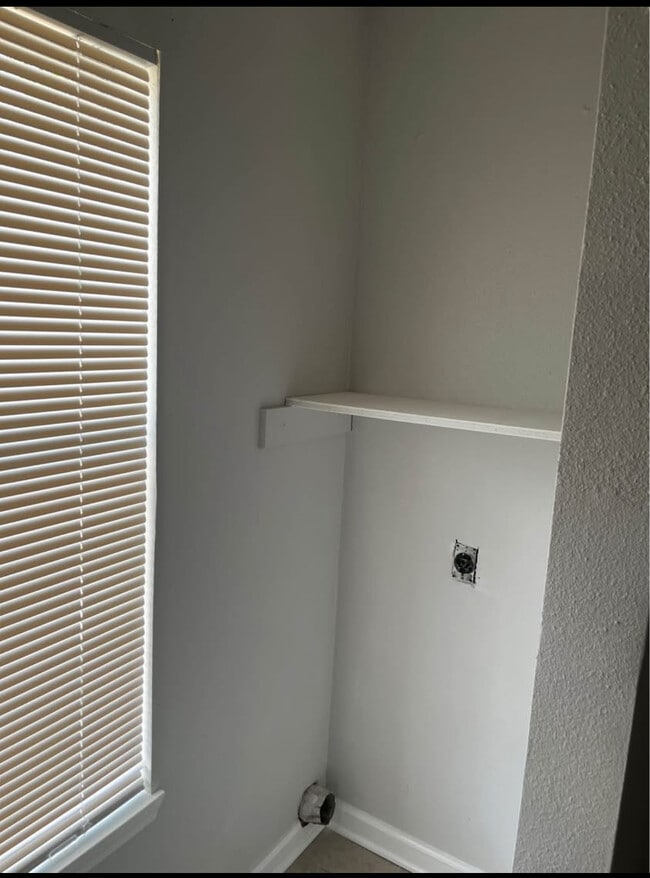 Building Photo - 512 Heritage Cove