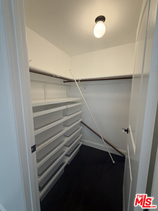 Building Photo - 2880 Woodwardia Dr