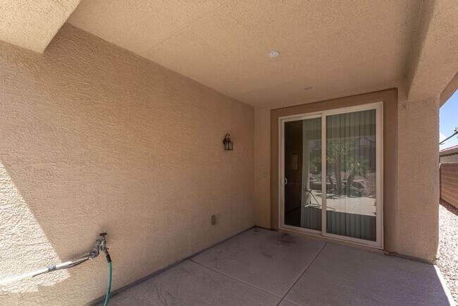 Building Photo - 4433 Weitzman Pl