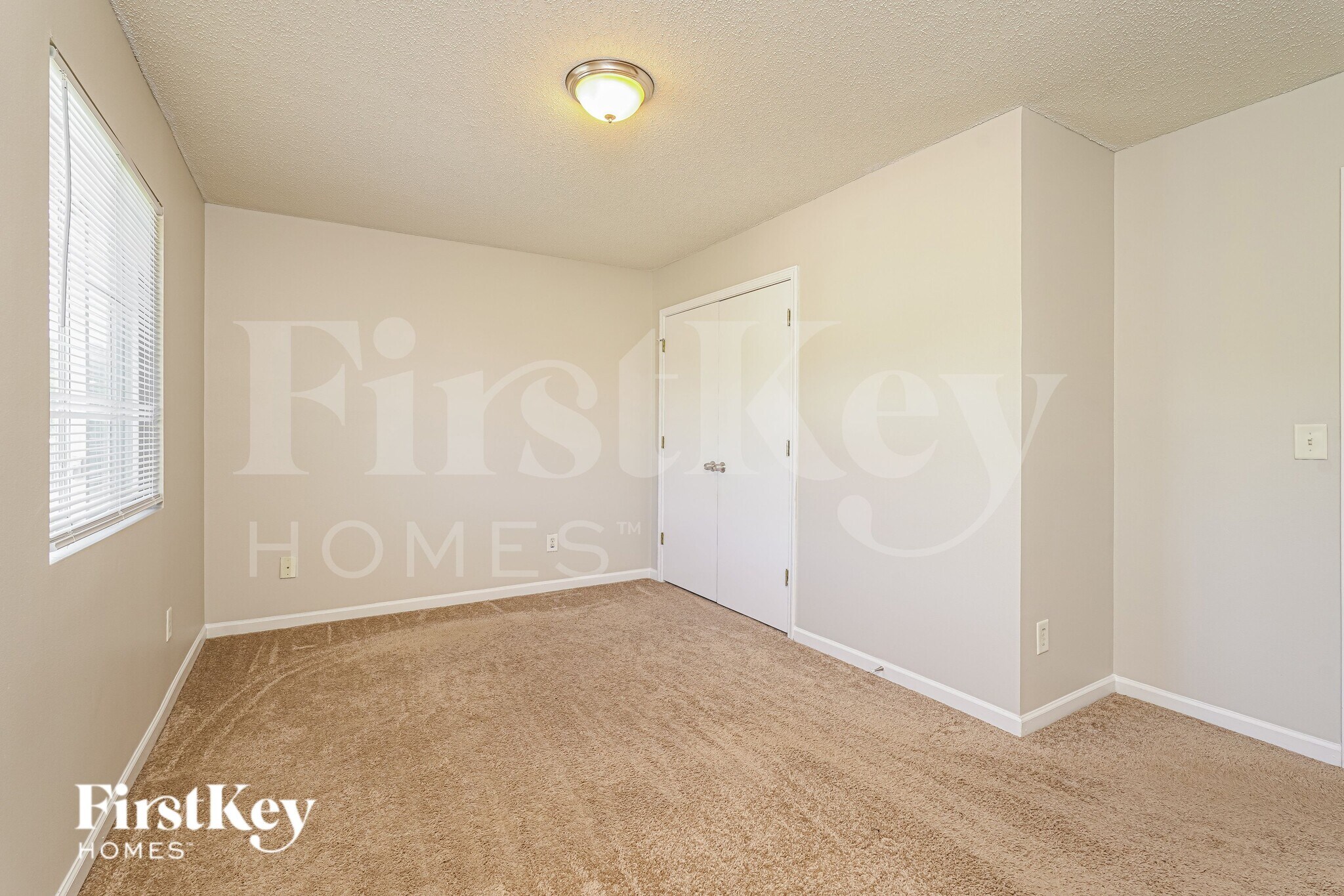 Building Photo - 2645 Ninfield Dr