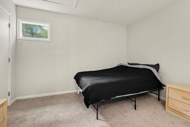 Building Photo - Beautiful 3 Bedroom Home in North Chesterfield ***Available Early July 2026***