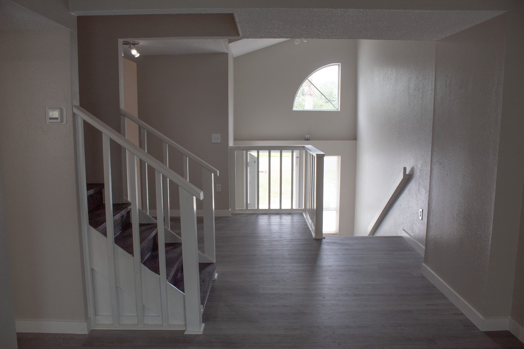 Building Photo - 7023 Oakwood Dr