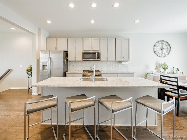 Building Photo - 47707 Alden Terrace N