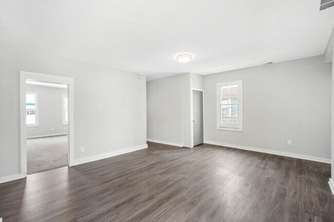 Building Photo - 1740 Arlington Ave