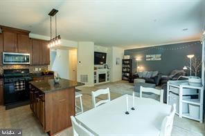 Building Photo - 44131 Beaver Creek Dr