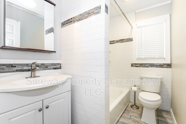 Building Photo - 534 Pardee Blvd