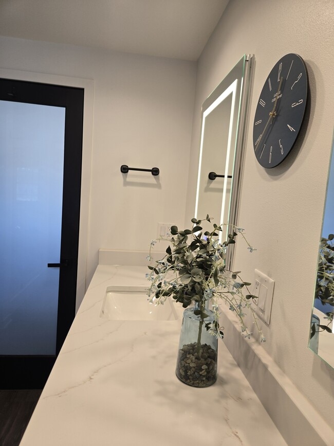 Building Photo - S43W30464 Stone Gate Ln