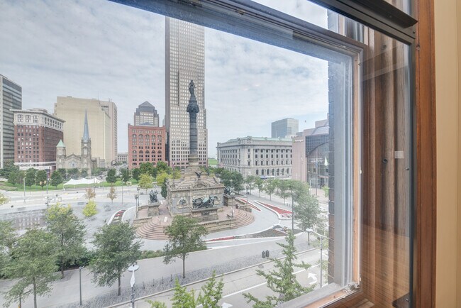 Building Photo - 140 Public Sq
