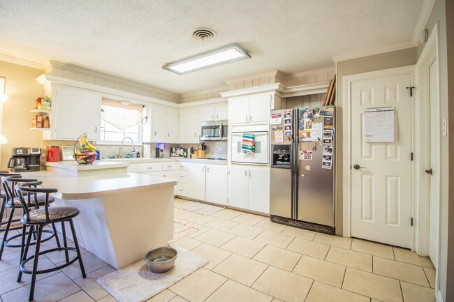 Building Photo - 5219 9th St