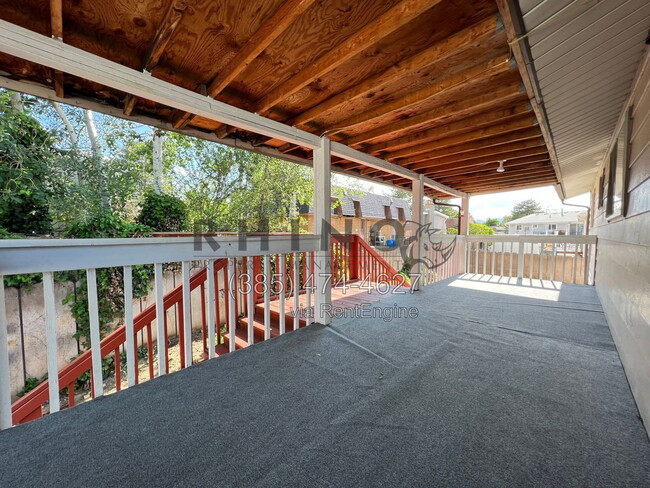 Building Photo - 778 E Enchanted Dr