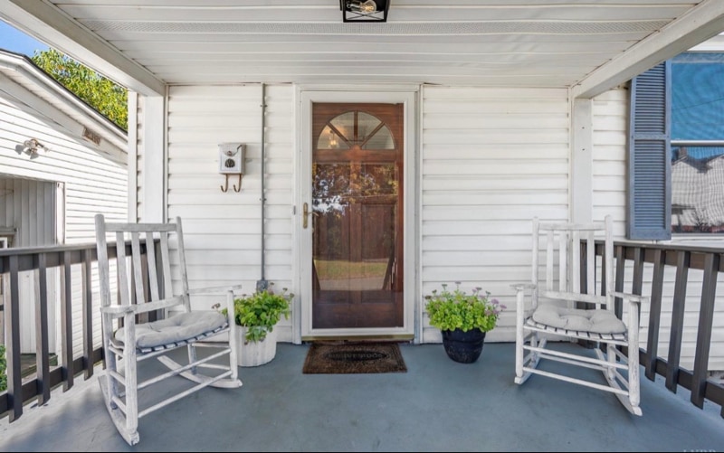 Building Photo - 1206 10th St