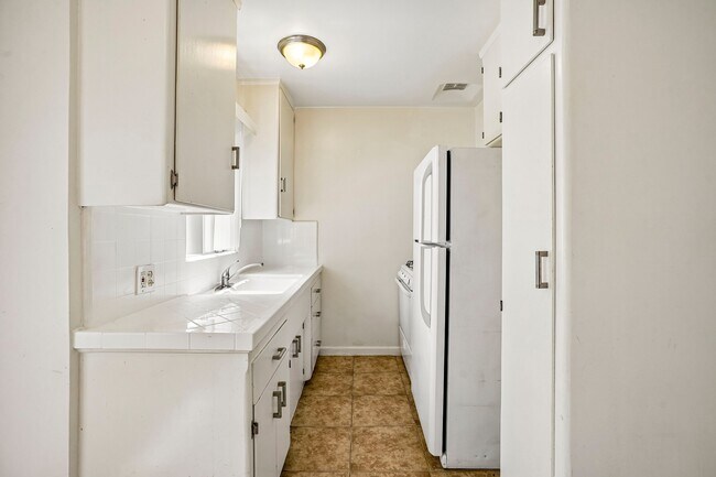 Floorplan - 3867 Potomac Ave.