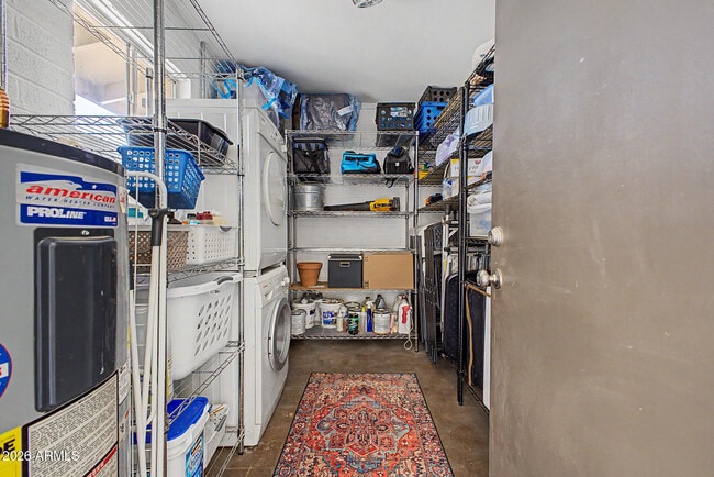 Building Photo - 264 N 54th St