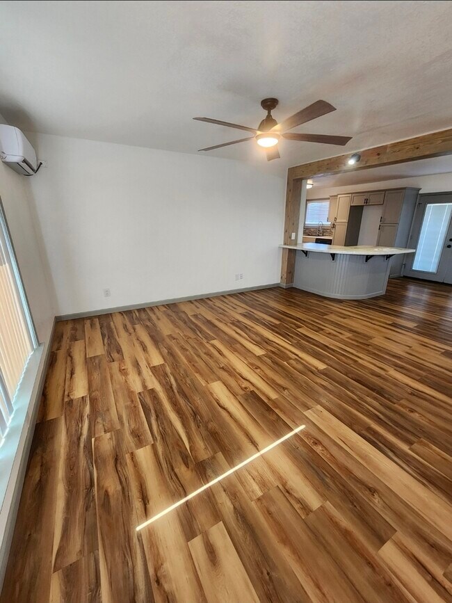 Building Photo - 4706 Bowie Dr