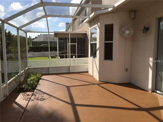 Building Photo - 4210 Harbor Lake Dr