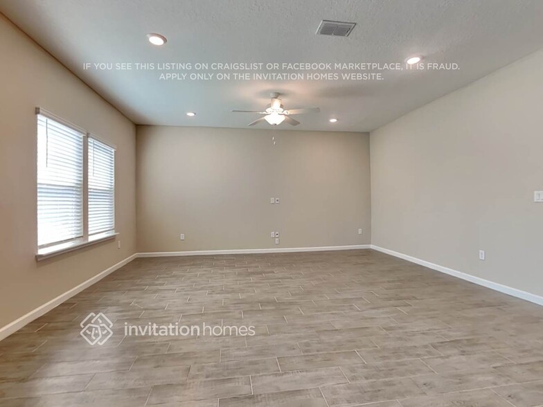 Building Photo - 2456 Laylas Wy