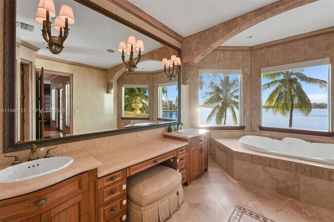 Building Photo - 3283 NE 171 St