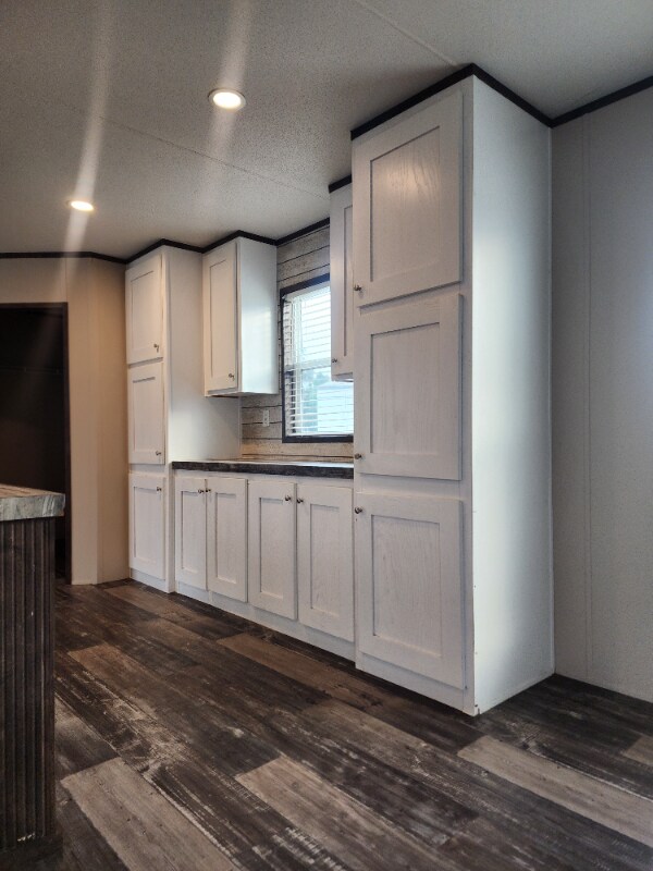 Building Photo - 1269 N Adkins Hill Rd