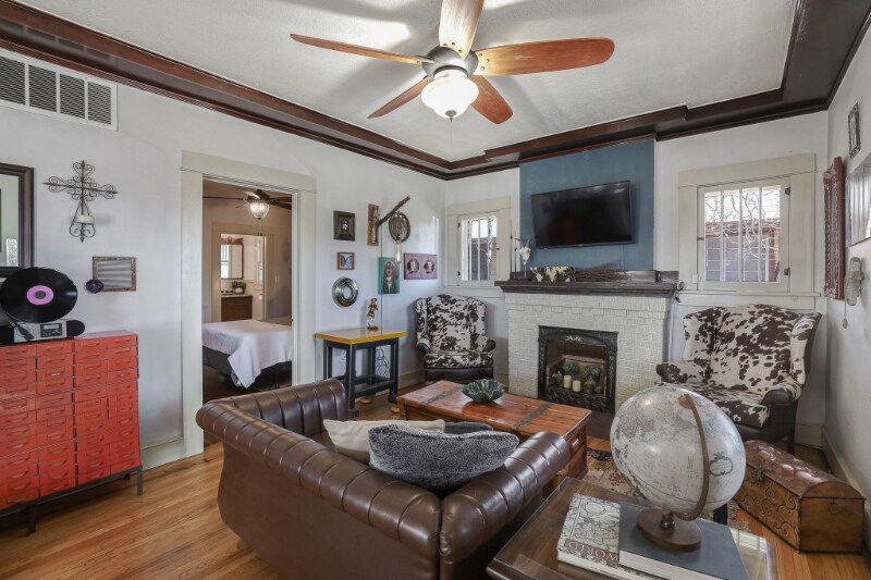 Building Photo - 2901 Grant Ave