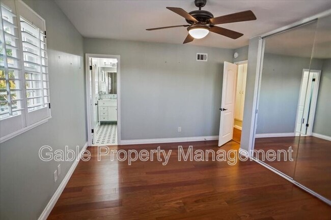 Building Photo - 26421 Torrey Pines Dr