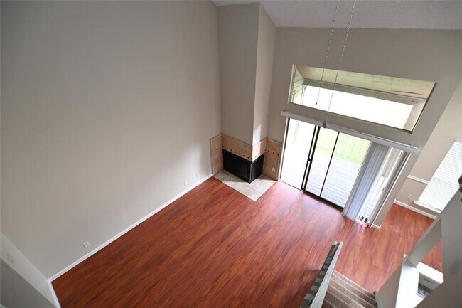 Building Photo - 8451 Sands Point Dr