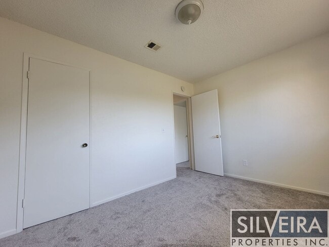 Building Photo - Charming 3 bed 2 bath home in Santa Maria