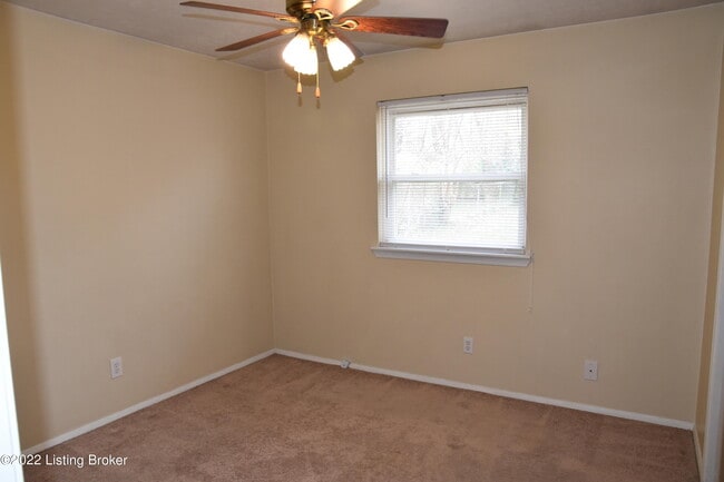 Building Photo - 11408 Center Hill Ct