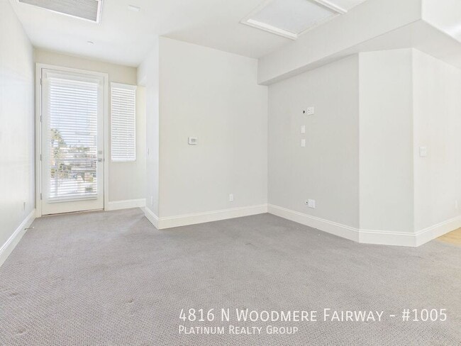 Building Photo - 4816 N Woodmere Fairway