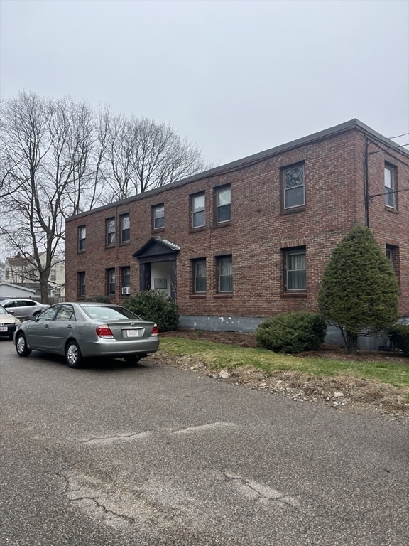 Building Photo - 15 Weston Ct