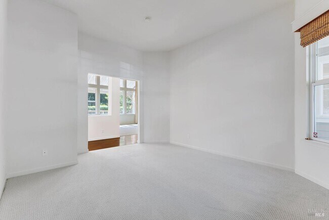 Building Photo - 205 Saddle Wood Dr