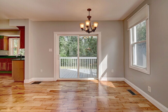 Building Photo - 64 Parker Terrace Ext