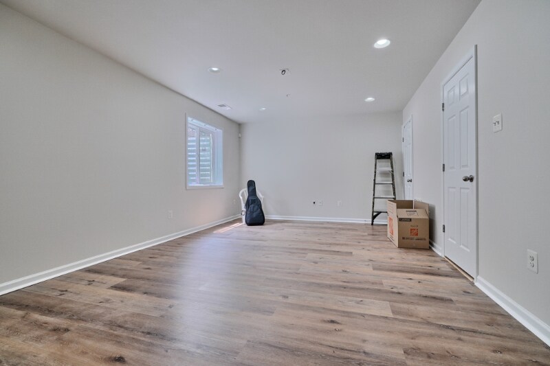 Building Photo - 7863 River Rock Way