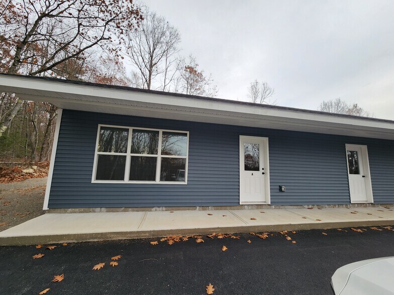 Building Photo - 153 Clark Rd