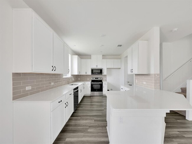 Building Photo - 12416 Anthology St