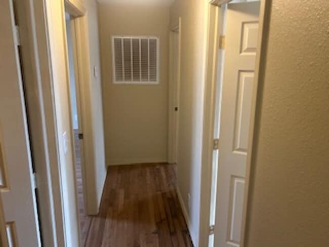 Building Photo - 3 bedroom, 1 bath house (pictures coming soon)