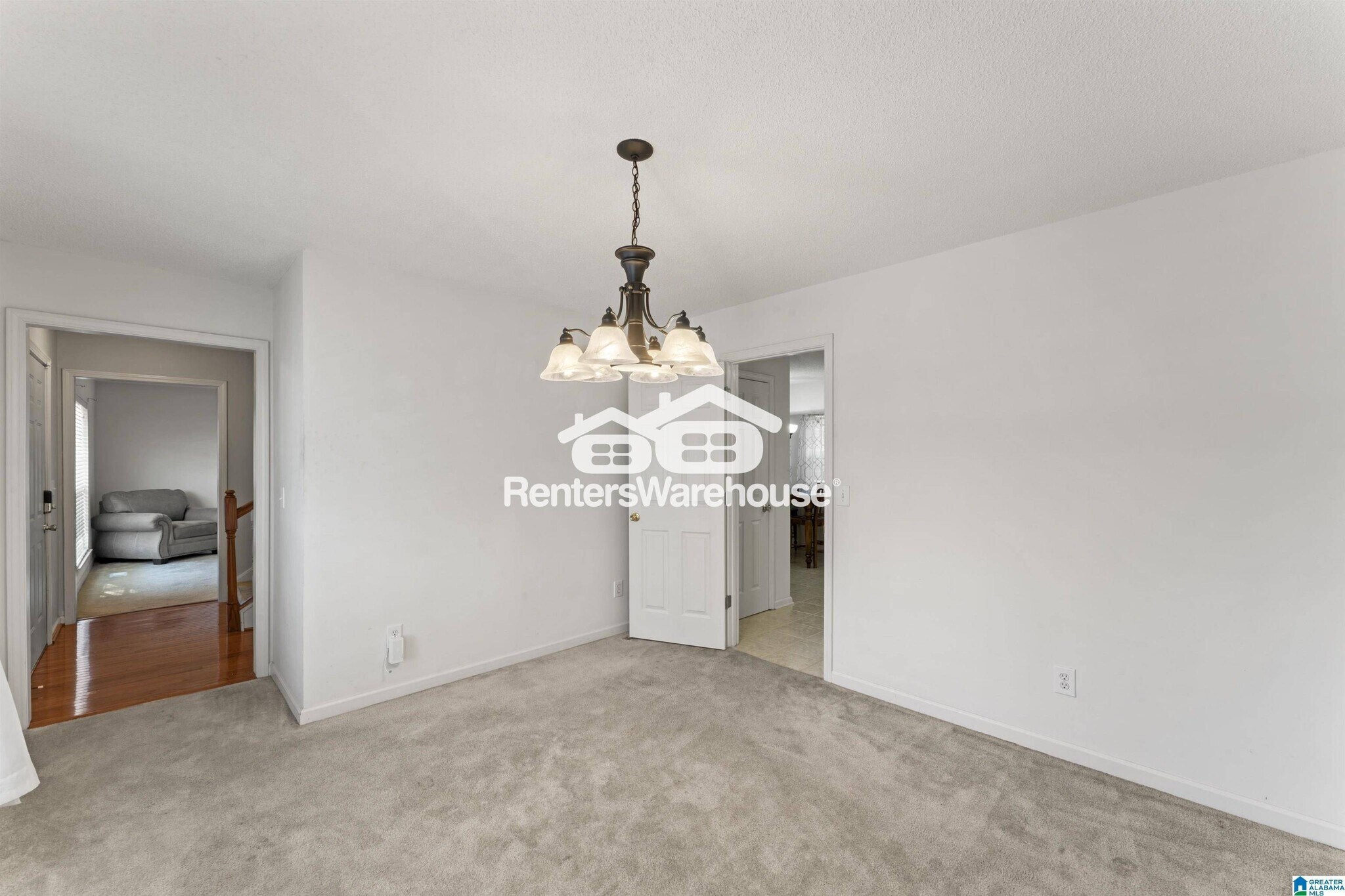 Building Photo - 3042 Wood Cir
