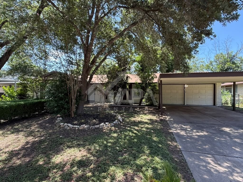 Building Photo - 4126 Valleyfield Dr