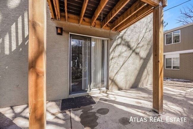 Building Photo - 461 El Paso Blvd